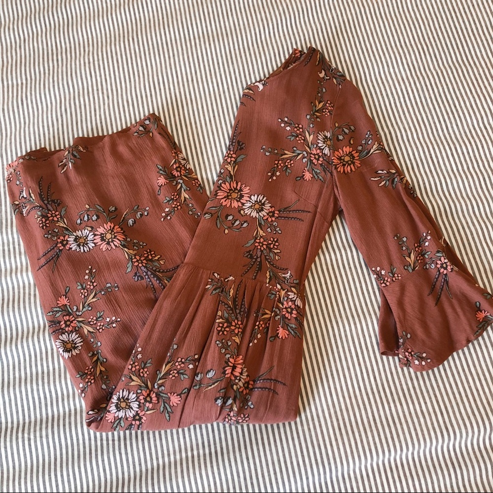 Le Lis Medium MIDI Dress